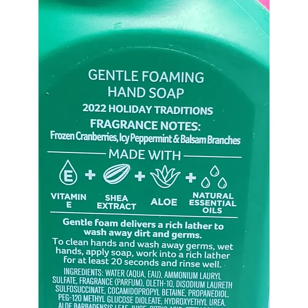 BBW Hope Shines Bright Holiday Mistletoe Gentle Foaming Hand Soap 2 Pack